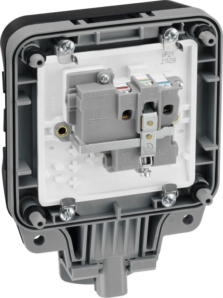BG WP21-02 Weatherproof Nexus Storm 13A 1G Switched Socket