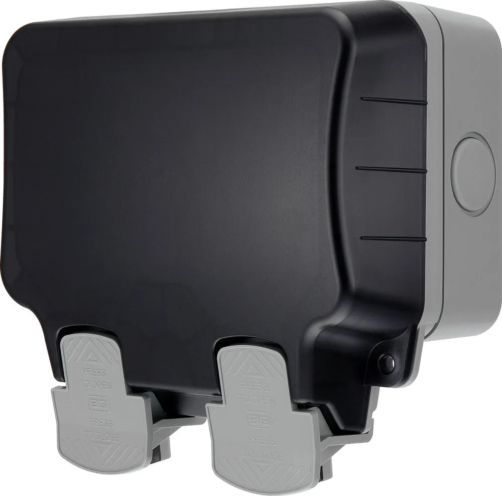 BG WP22WR-02 Weatherproof Nexus Storm 13A 2G Switched Socket with Wi-Fi Repeater