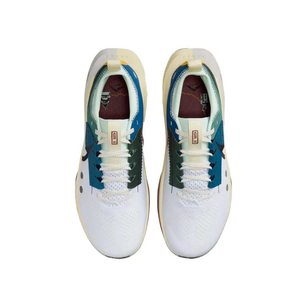 ZoomX Zegama Trail 2 (White/Black/Bicoastal)